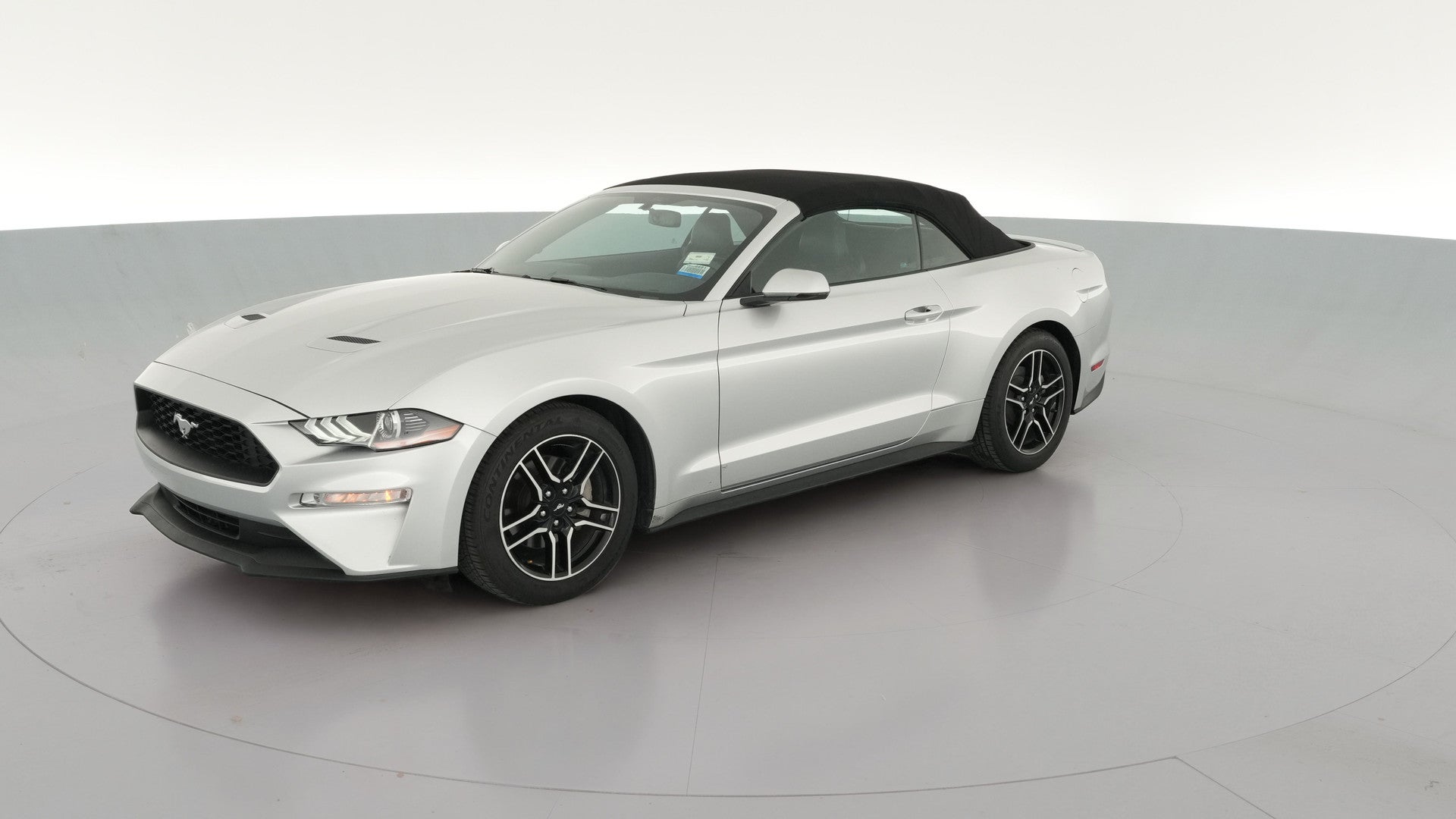 2018 Ford Mustang vehicle photo