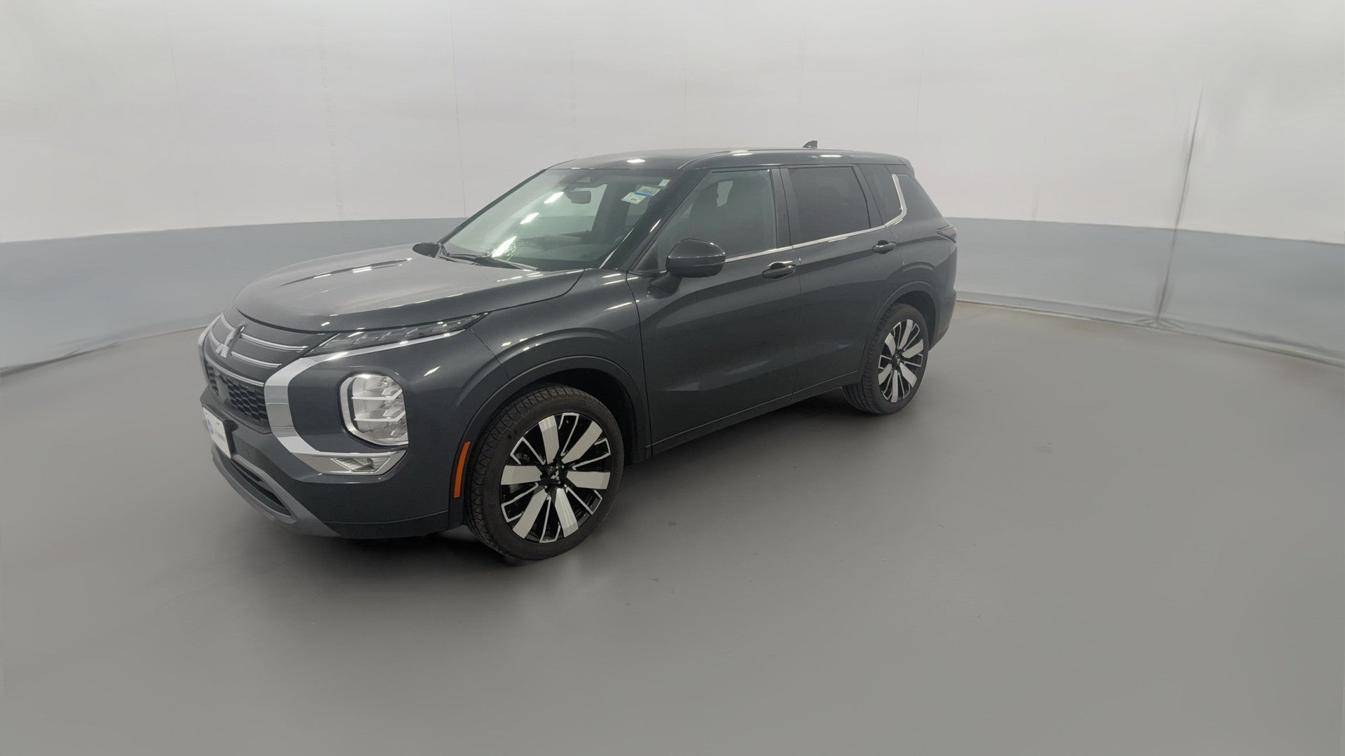 2025 Mitsubishi Outlander vehicle photo