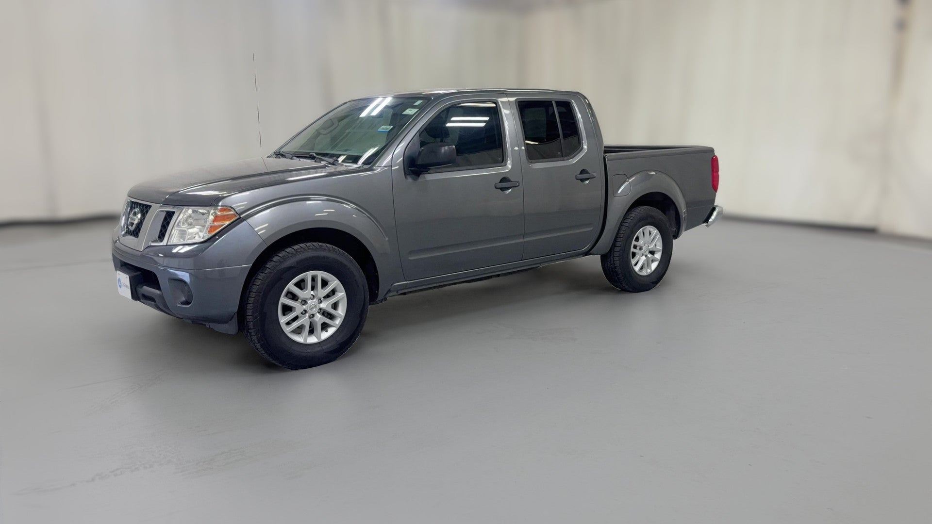 2019 Nissan Frontier Crew Cab vehicle photo