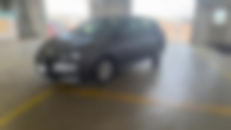 2025 Nissan LEAF vehicle photo