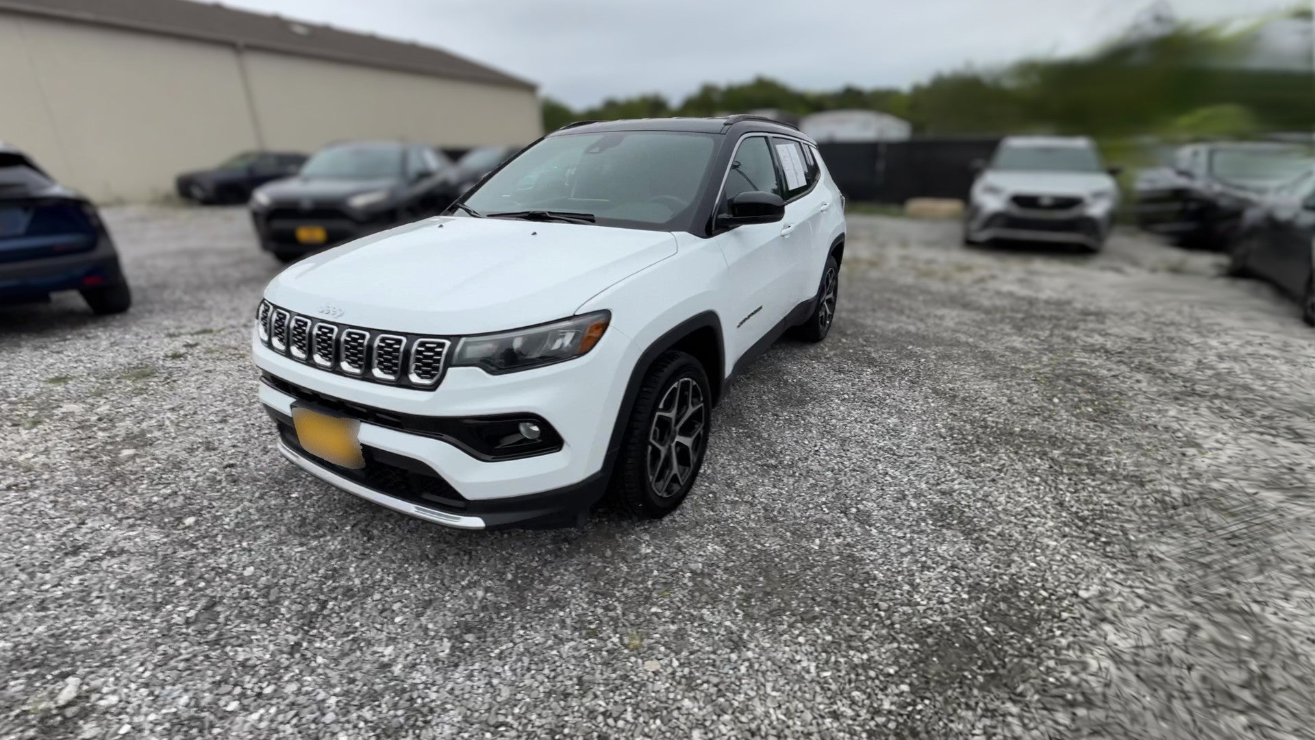 2025 Jeep Compass vehicle photo