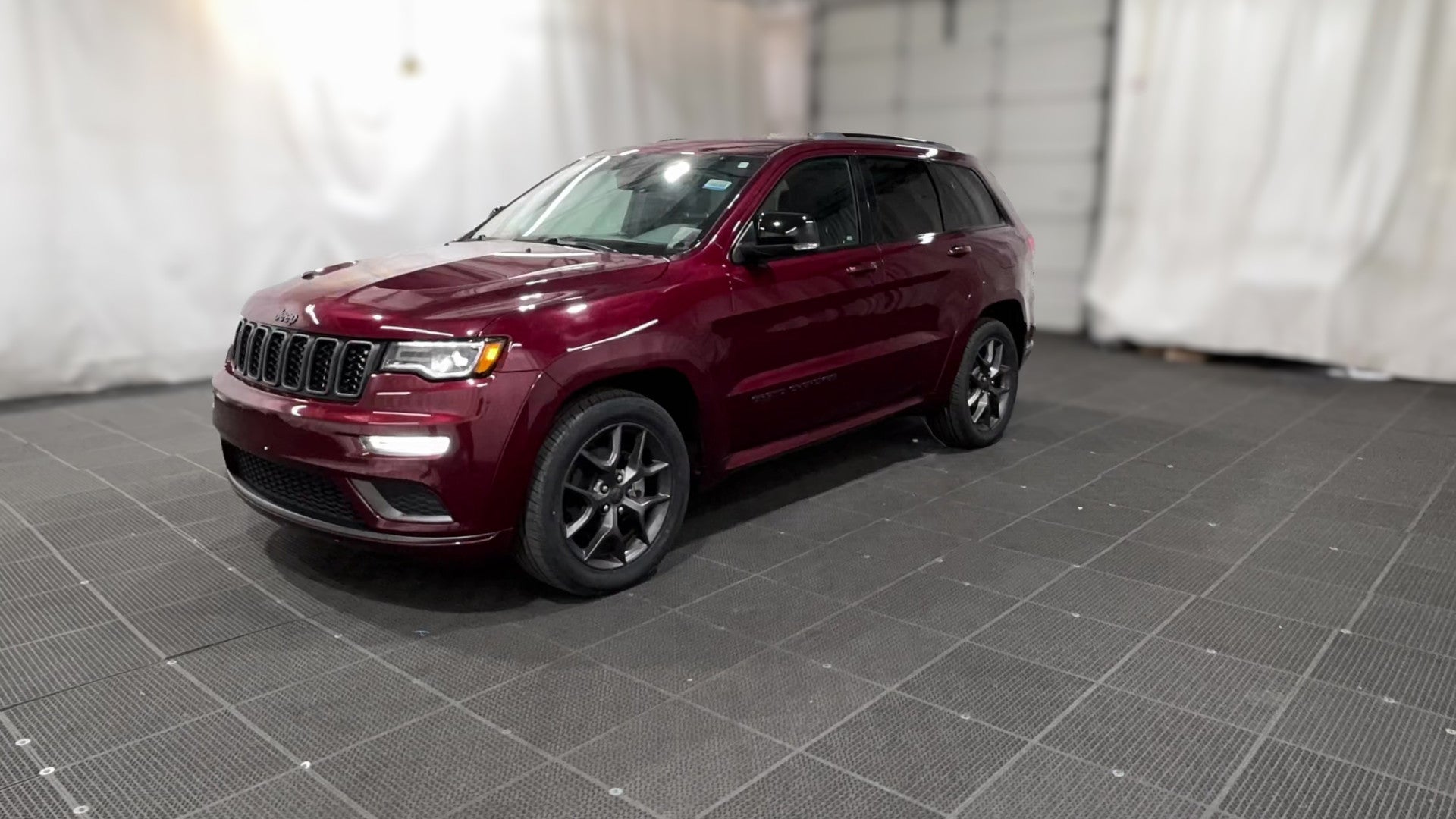 2020 Jeep Grand Cherokee vehicle photo