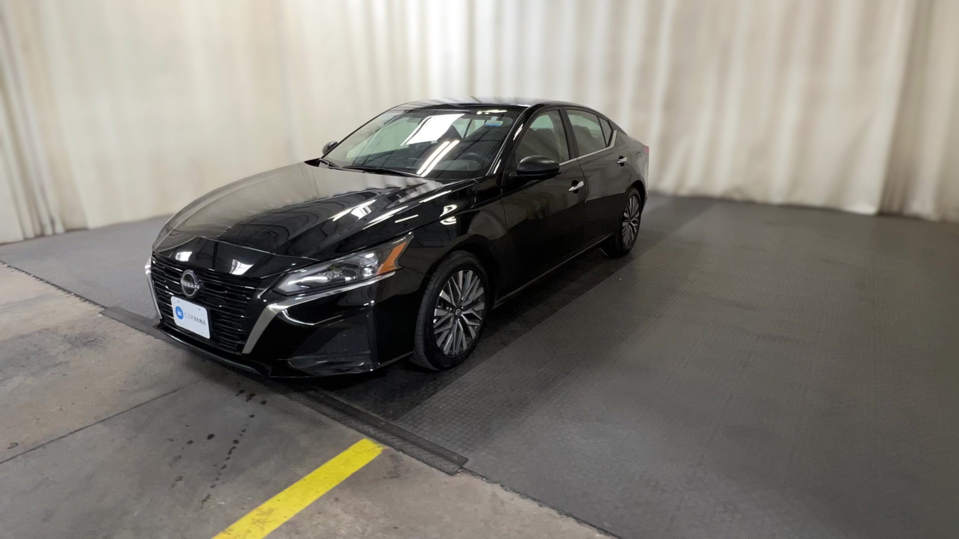 2025 Nissan Altima vehicle photo
