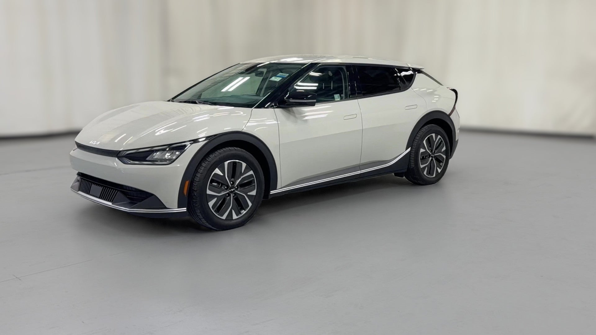 2024 Kia EV6 vehicle photo