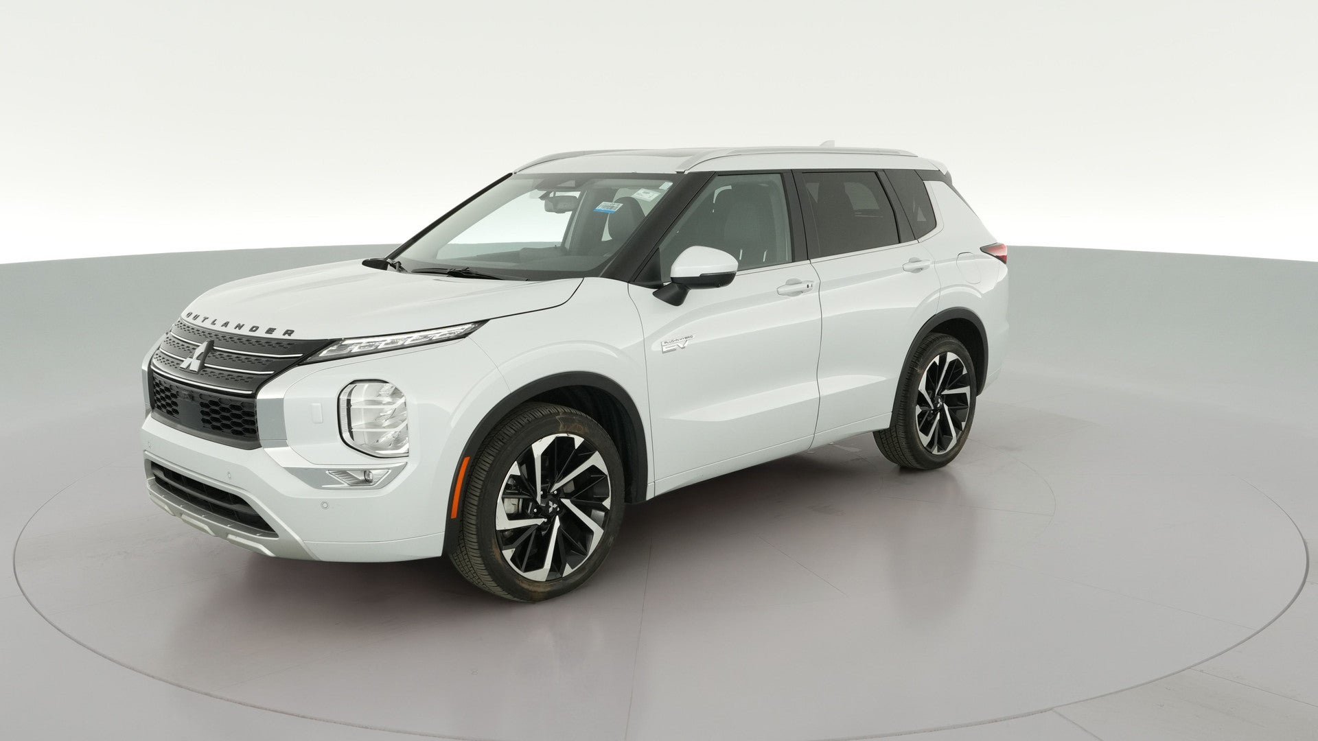 2025 Mitsubishi Outlander PHEV vehicle photo