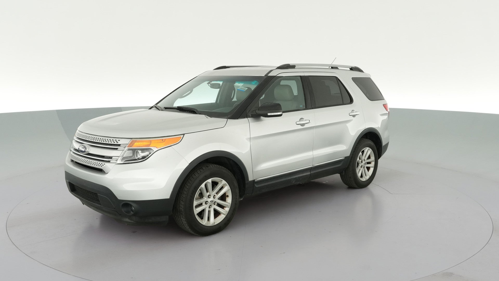 2015 Ford Explorer vehicle photo