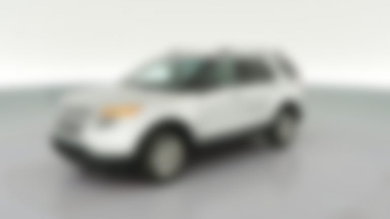 2015 Ford Explorer vehicle photo