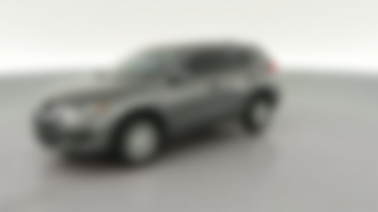 2017 Nissan Rogue vehicle photo