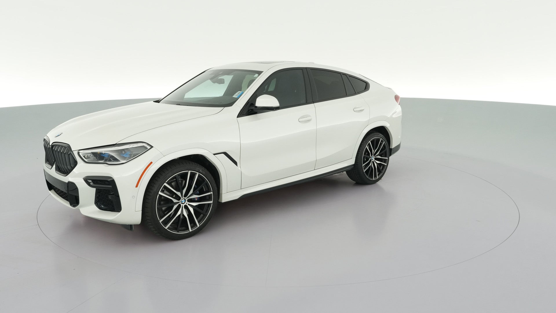 2023 BMW X6 vehicle photo