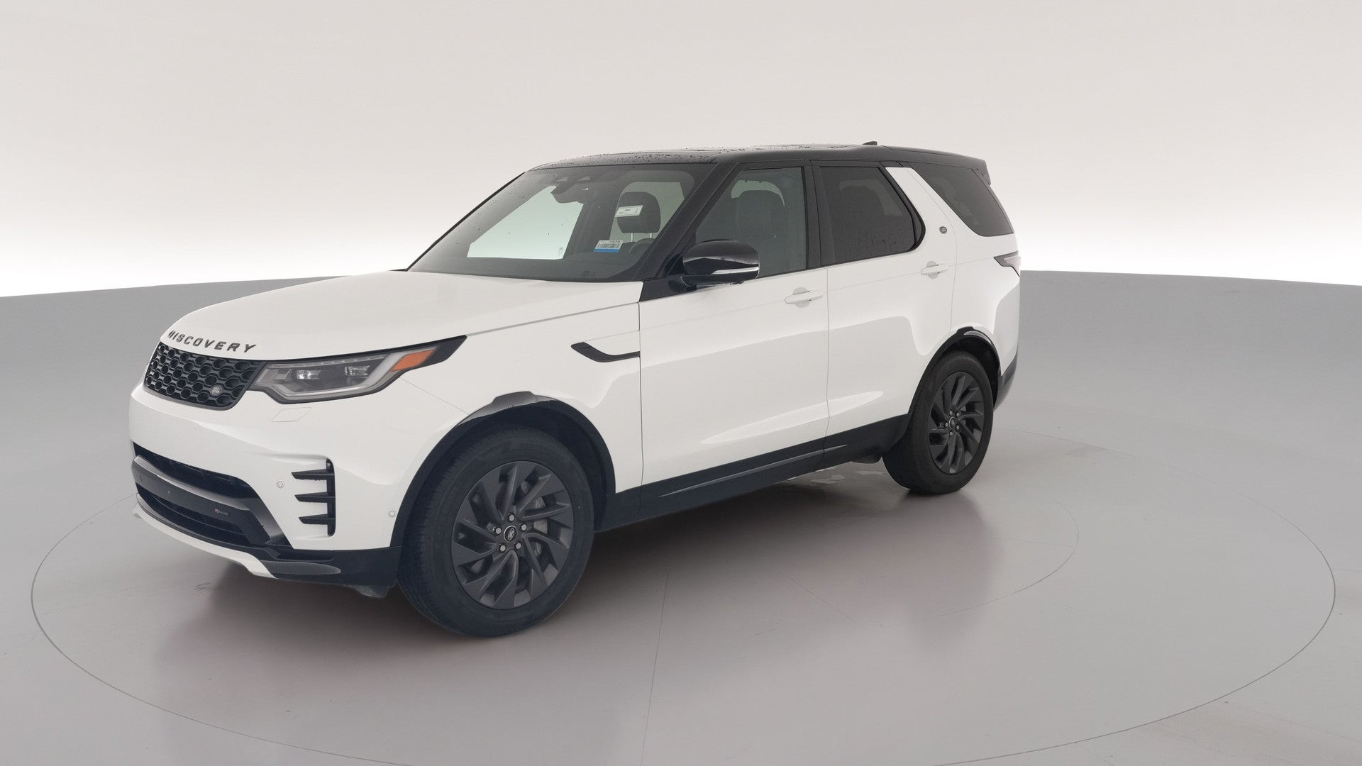 2023 Land Rover Discovery vehicle photo