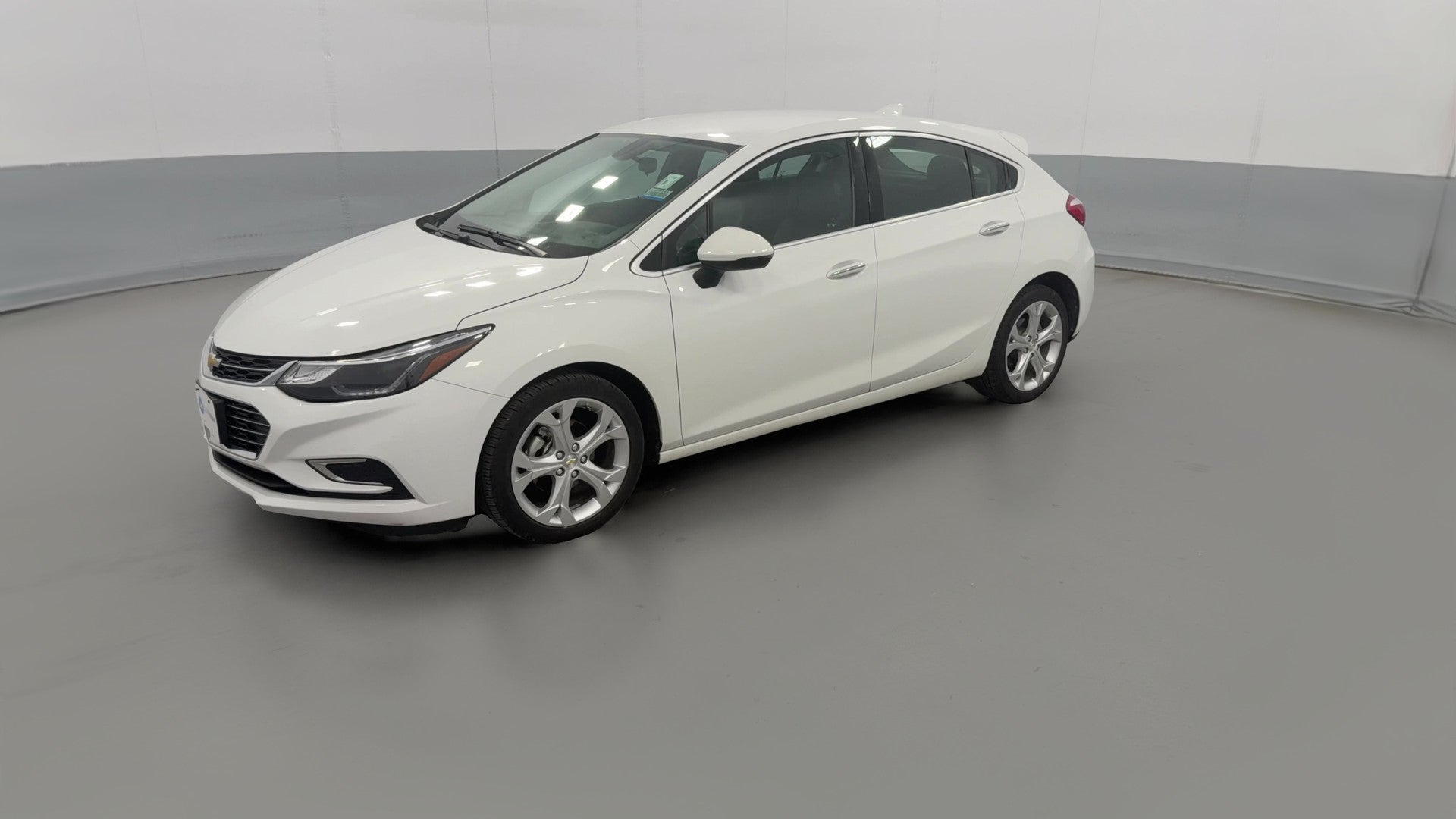2018 Chevrolet Cruze vehicle photo