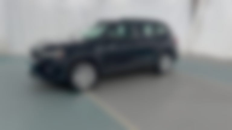 2023 Volkswagen Taos vehicle photo
