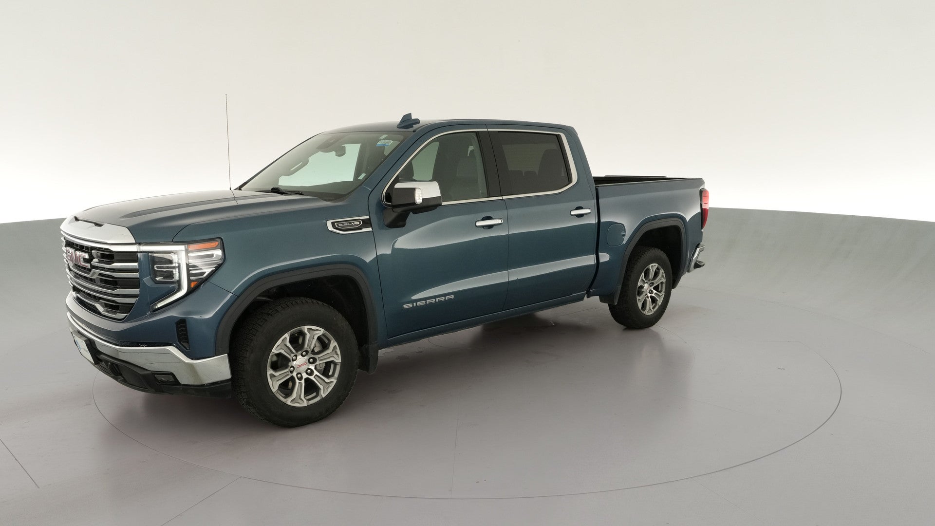 2024 GMC Sierra 1500 Crew Cab vehicle photo