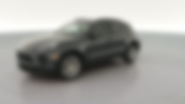 2020 Porsche Macan vehicle photo