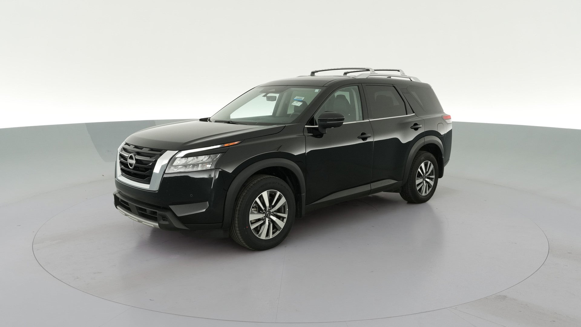 2025 Nissan Pathfinder vehicle photo