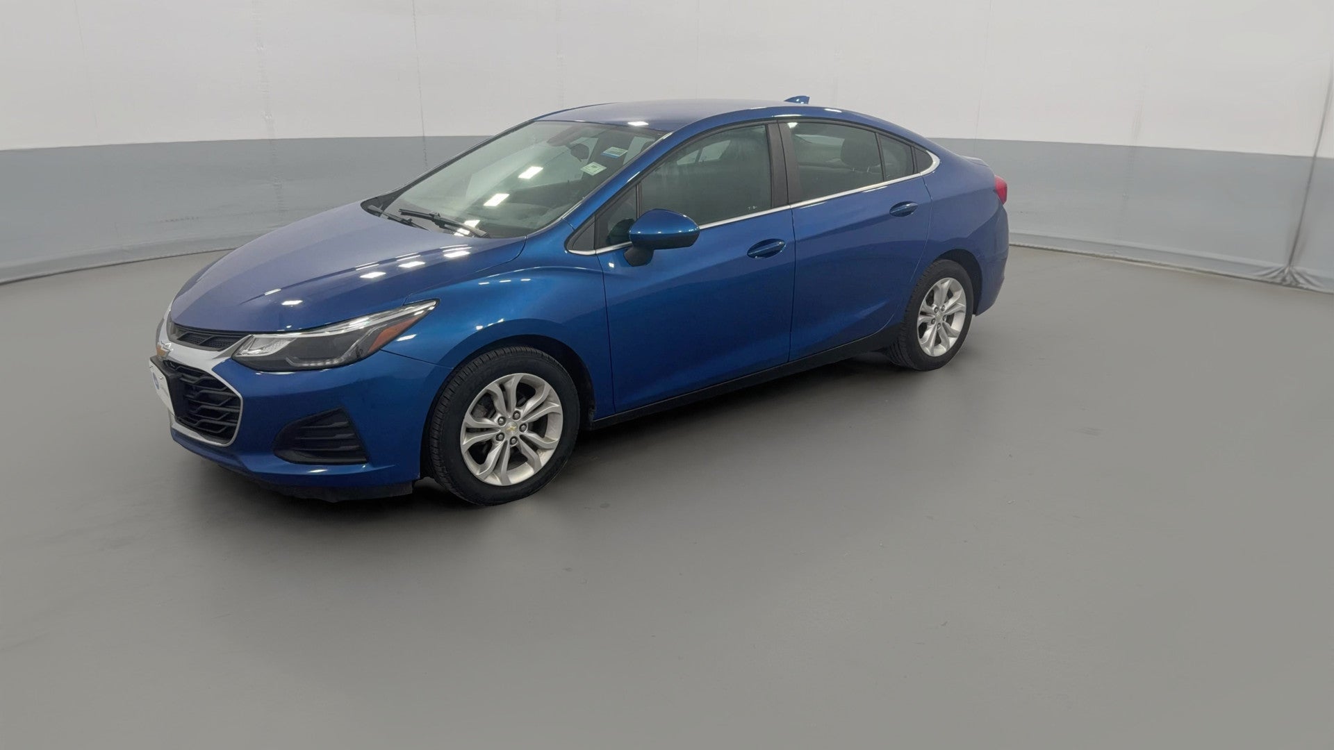 2019 Chevrolet Cruze vehicle photo