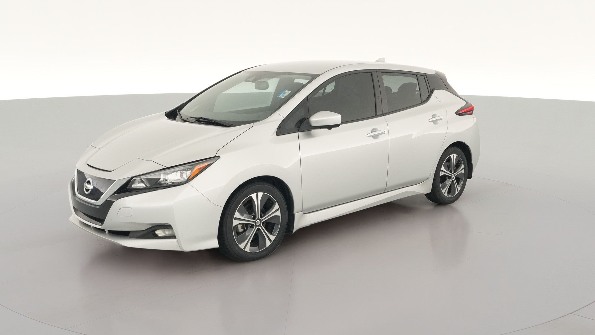 2020 Nissan LEAF vehicle photo