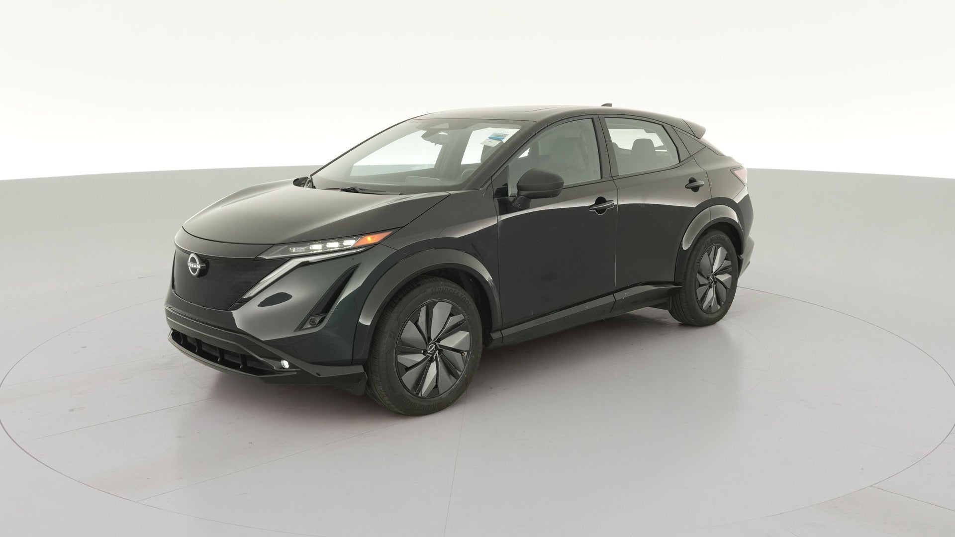 2024 Nissan ARIYA vehicle photo