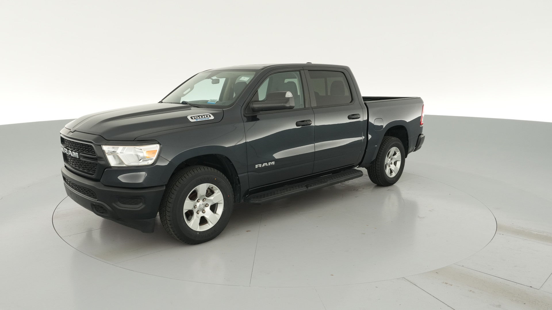 2021 Ram 1500 Crew Cab vehicle photo