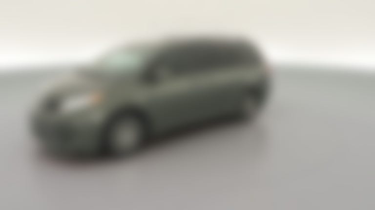 2018 Toyota Sienna vehicle photo