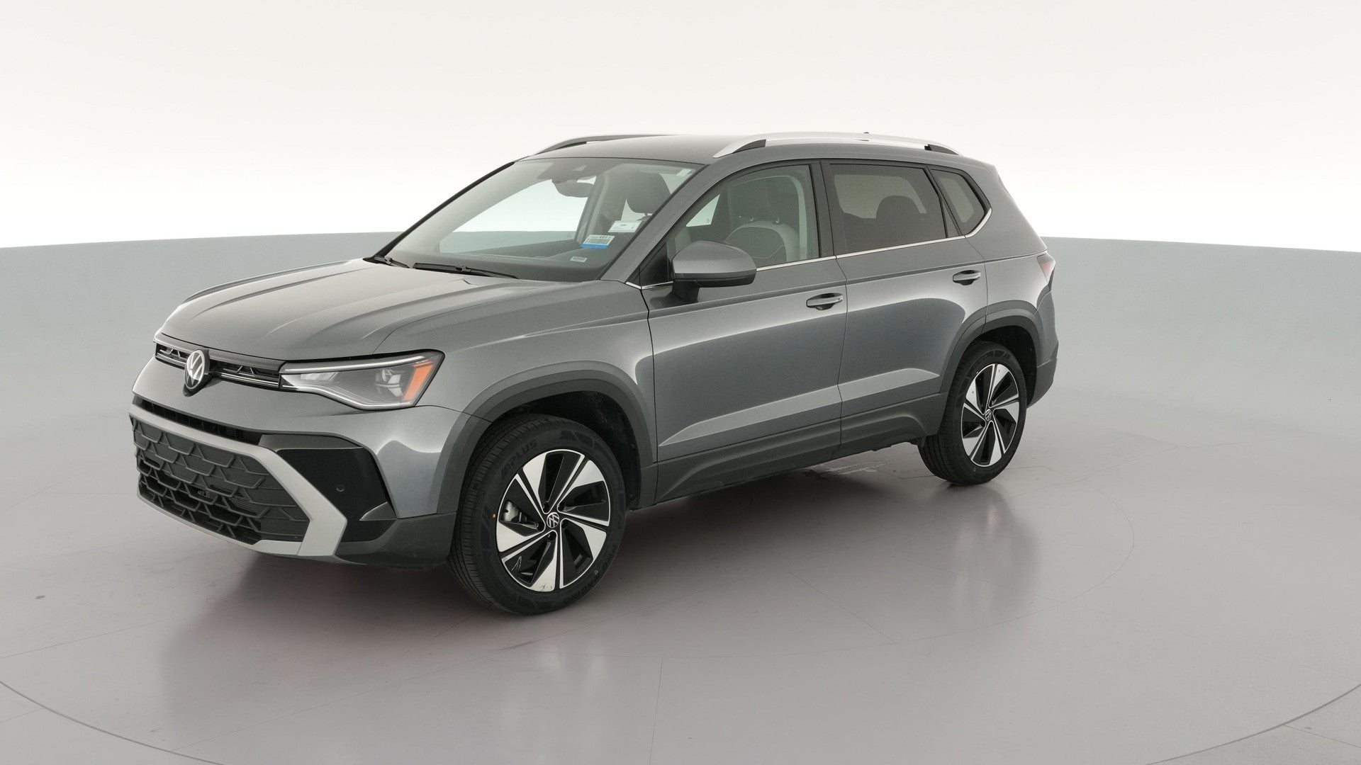 2025 Volkswagen Taos vehicle photo