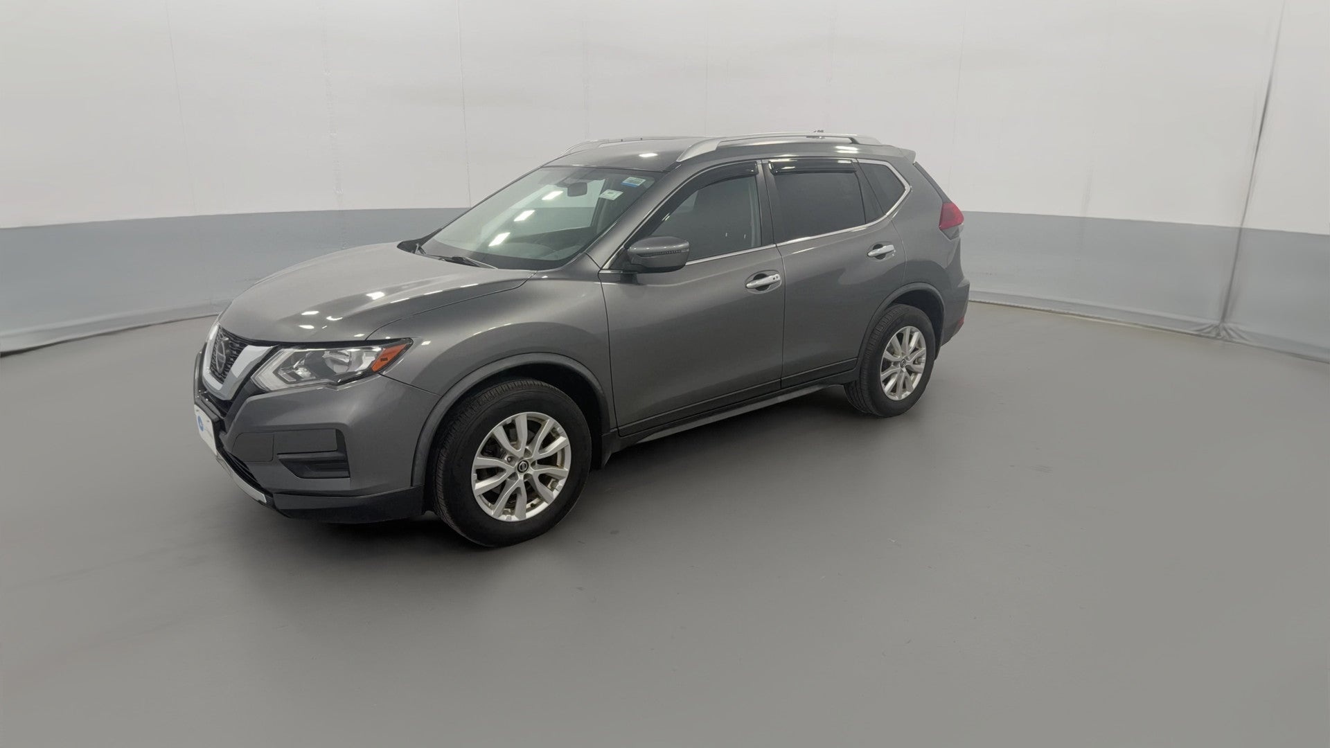 2018 Nissan Rogue vehicle photo