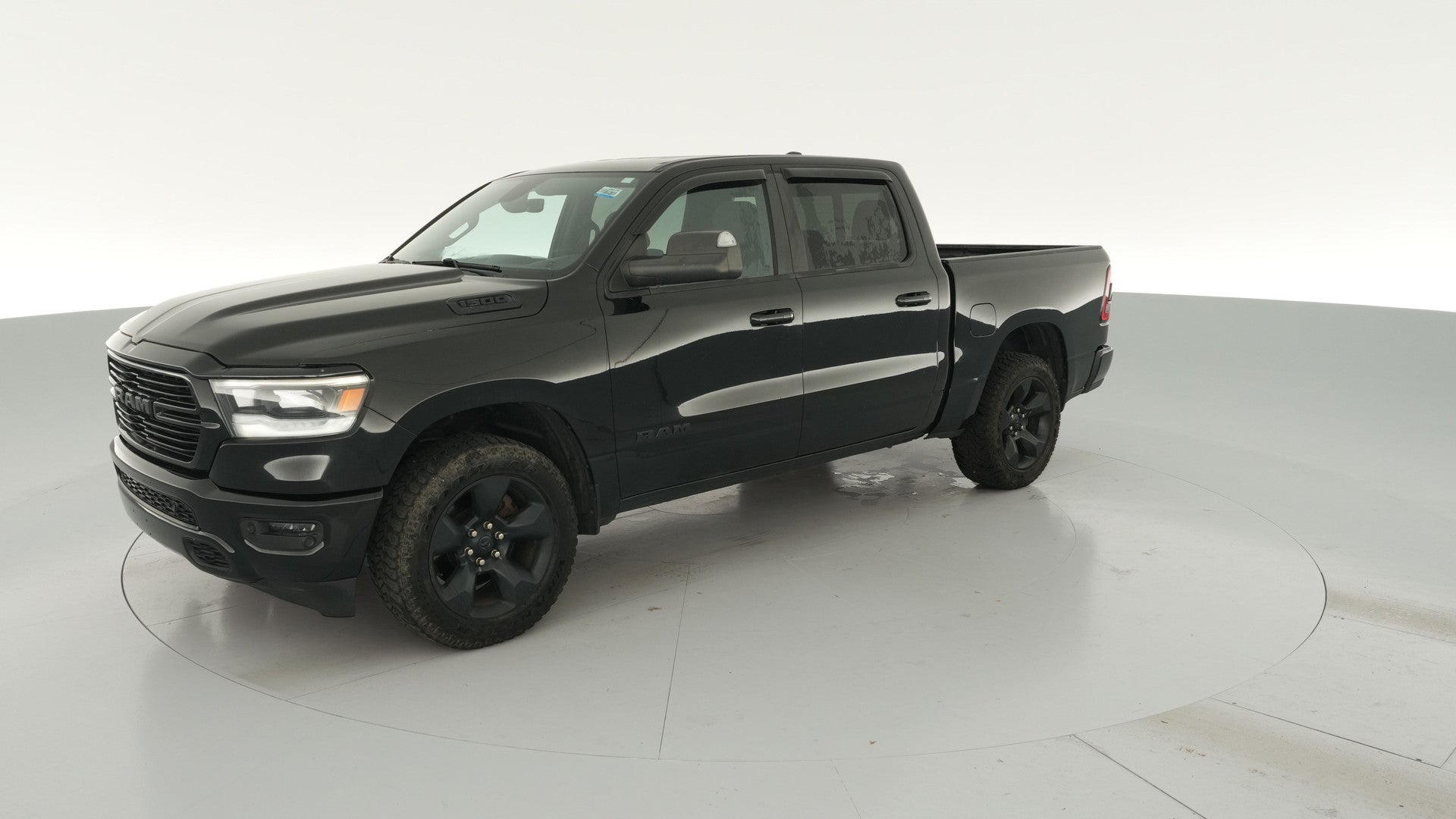 2019 Ram 1500 Crew Cab vehicle photo
