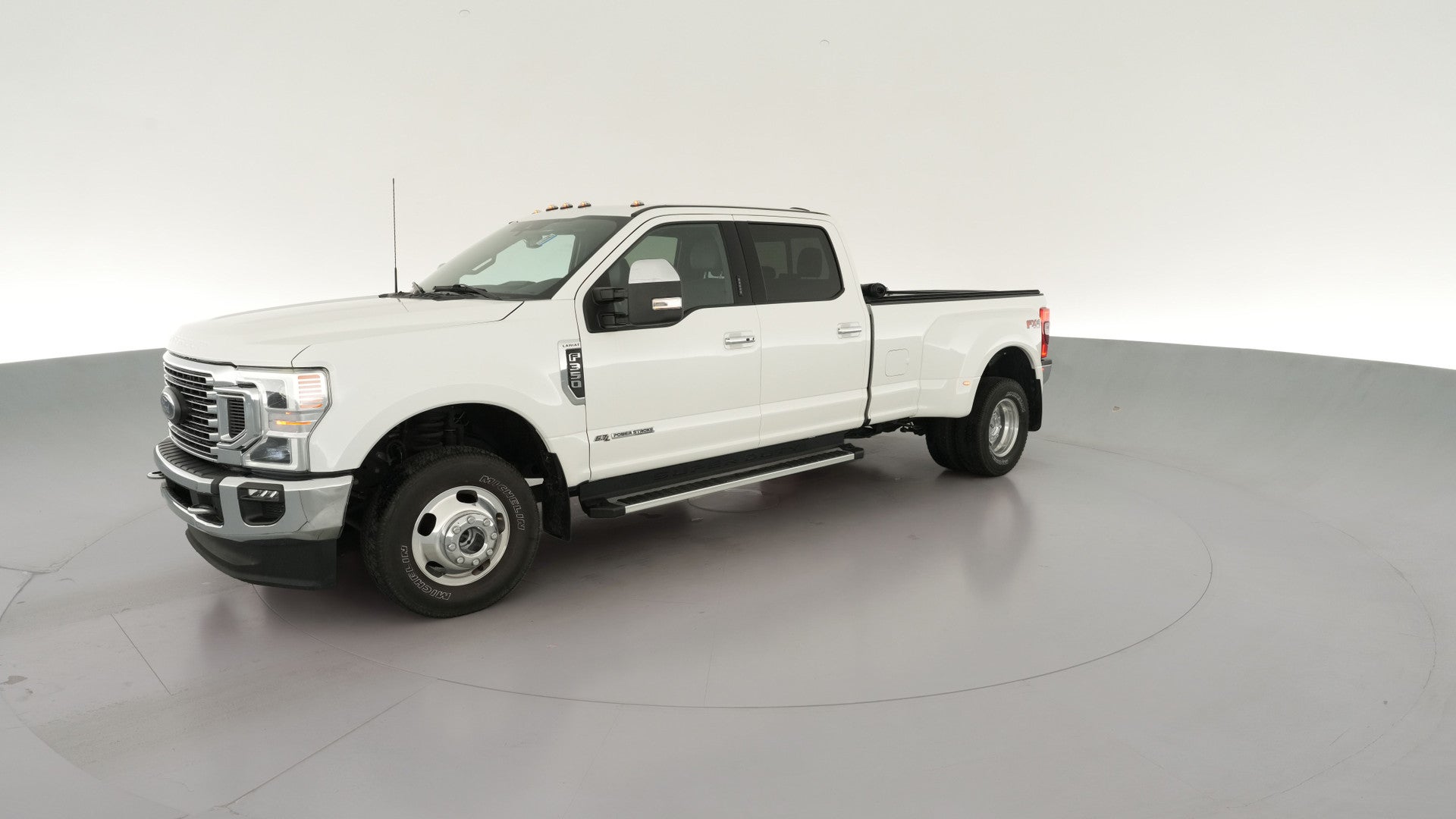 2022 Ford F350 Super Duty Crew Cab vehicle photo