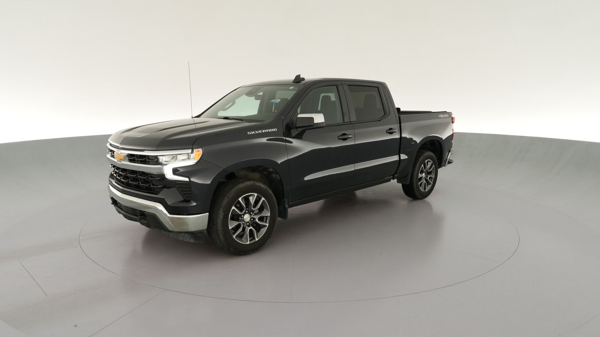 2024 Chevrolet Silverado 1500 Crew Cab vehicle photo