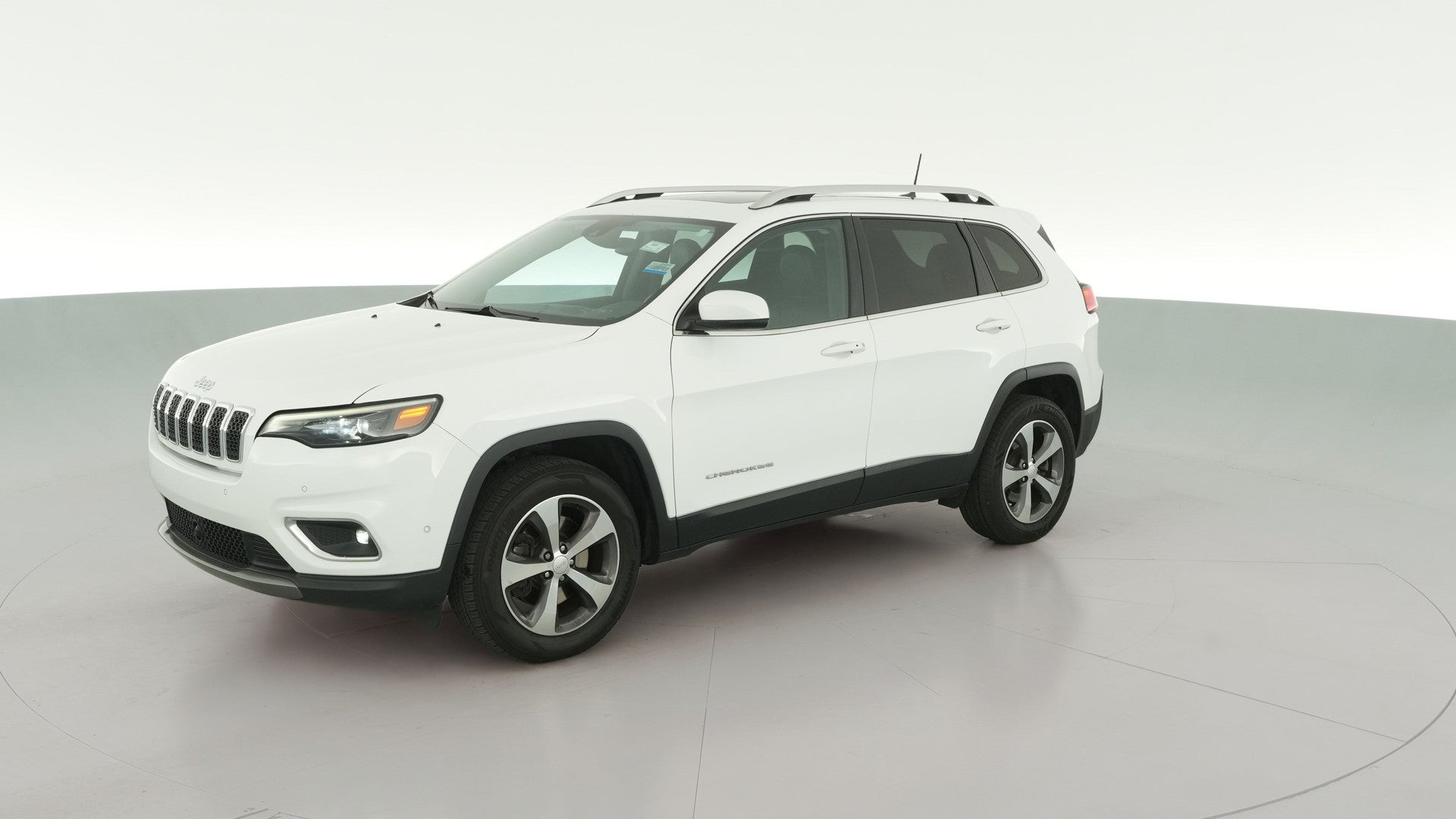 2019 Jeep Cherokee vehicle photo