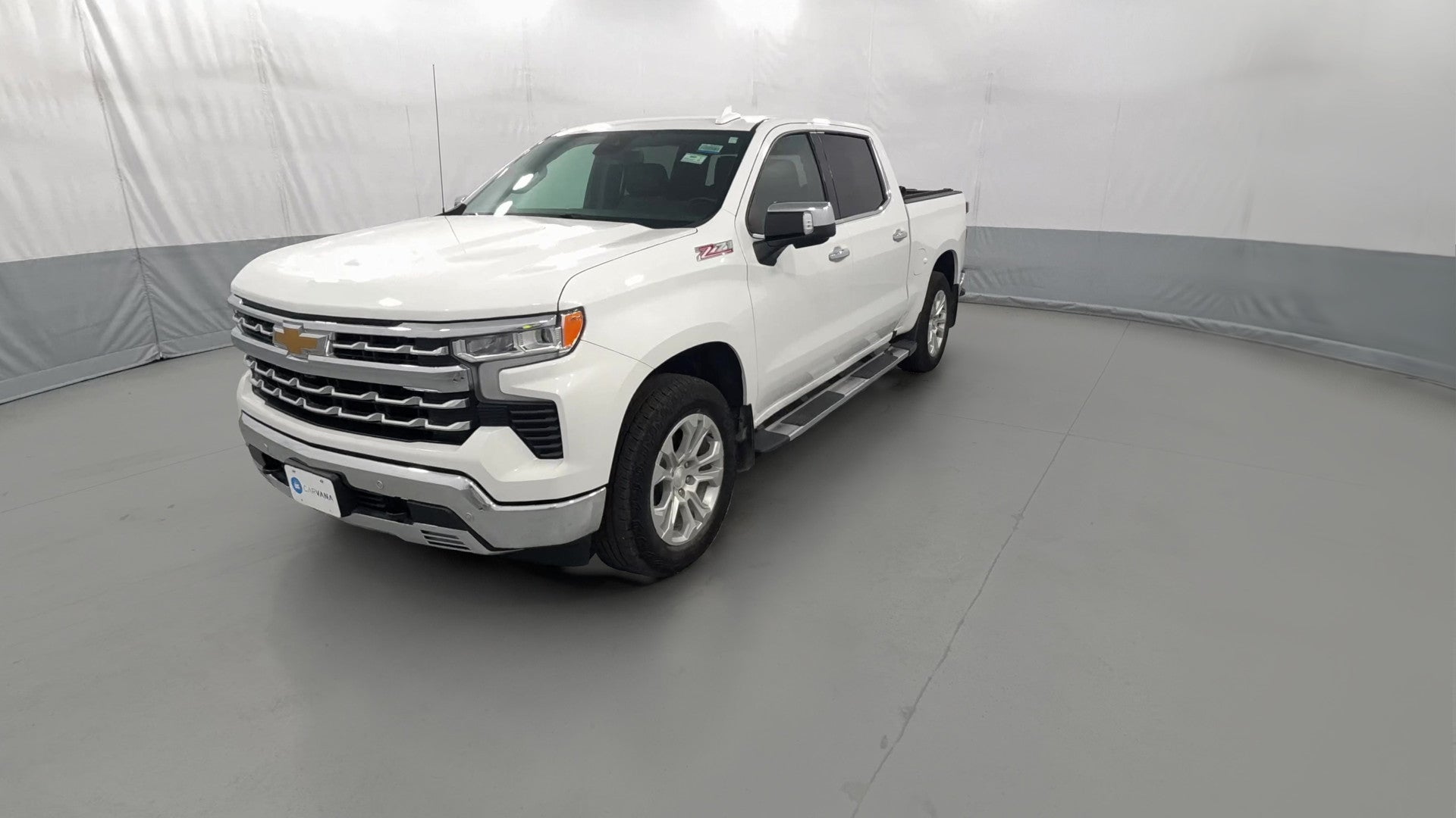 2024 Chevrolet Silverado 1500 Crew Cab vehicle photo