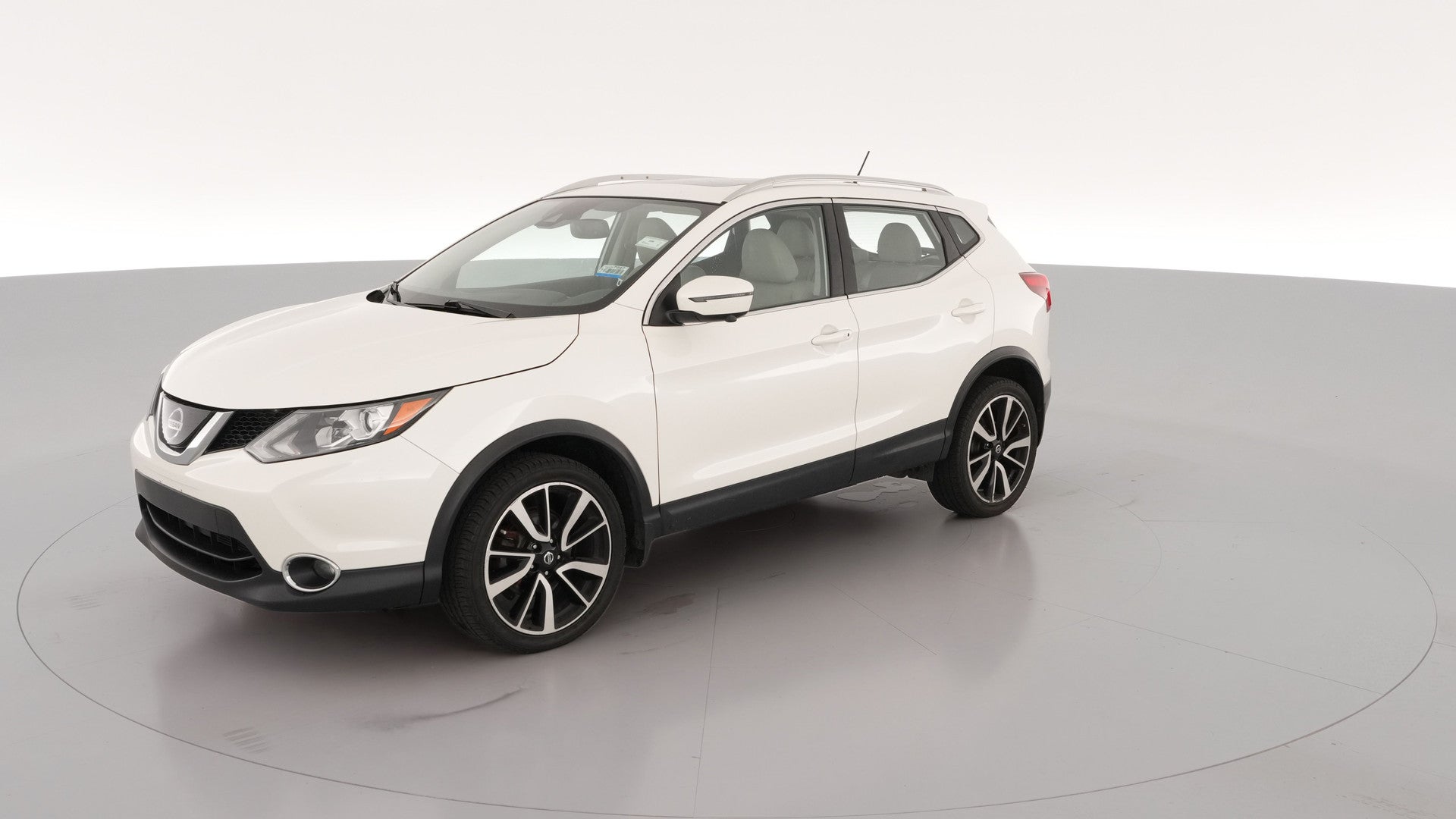 2019 Nissan Rogue Sport vehicle photo