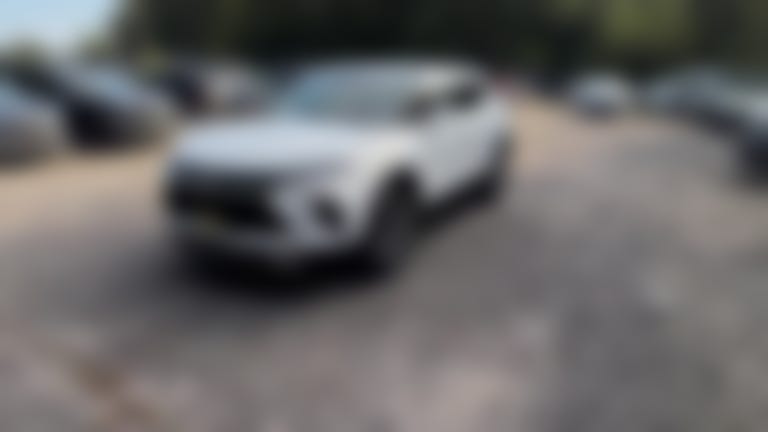 2025 Chevrolet Blazer vehicle photo