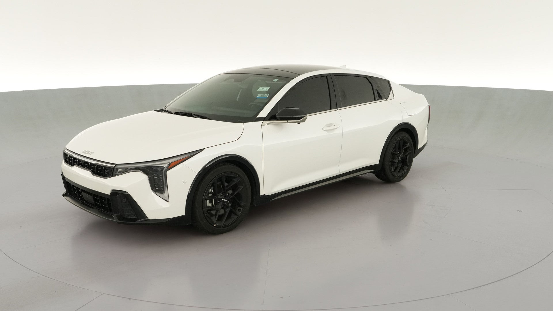 2025 Kia K4 vehicle photo