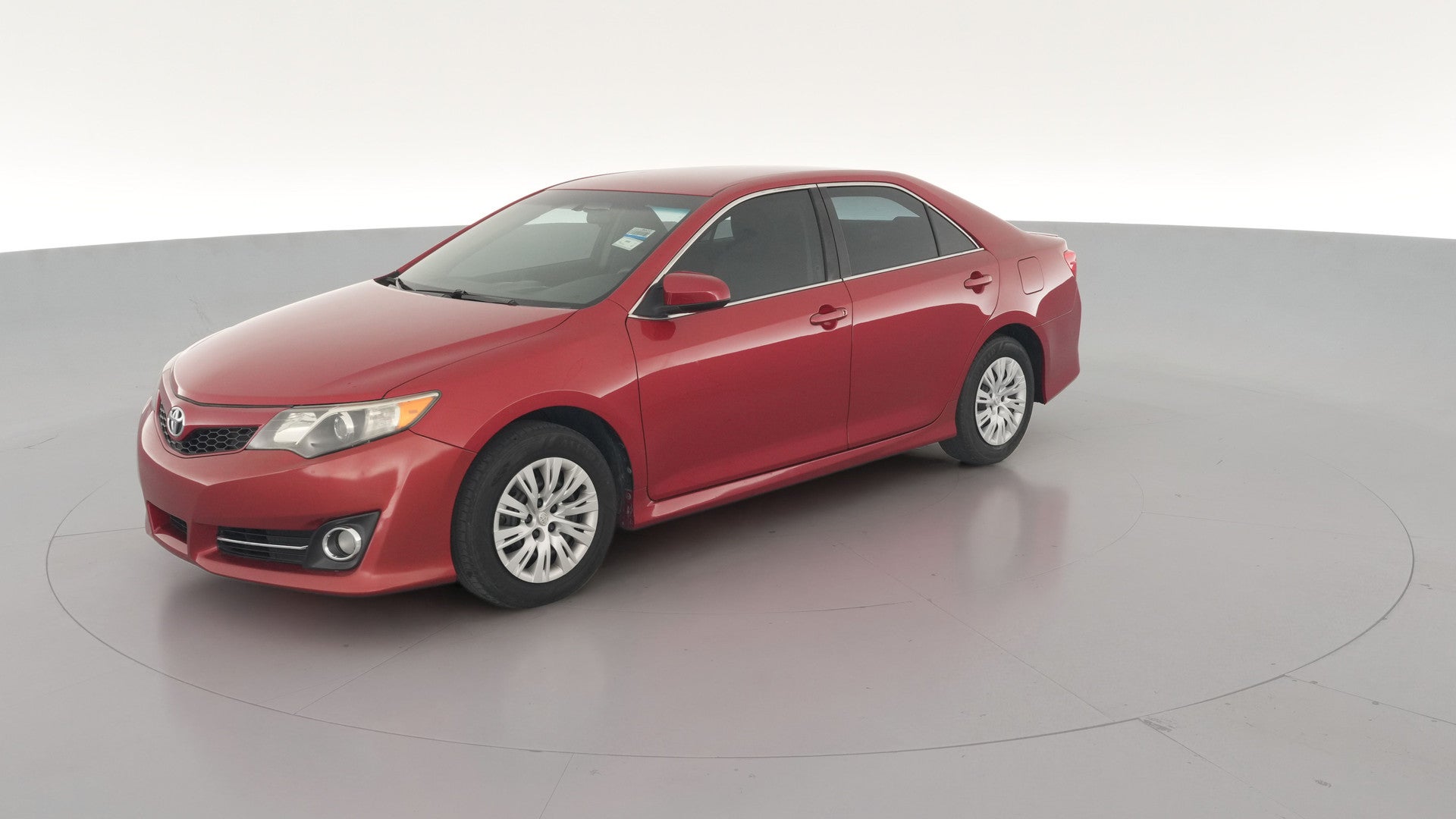 2014 Toyota Camry vehicle photo