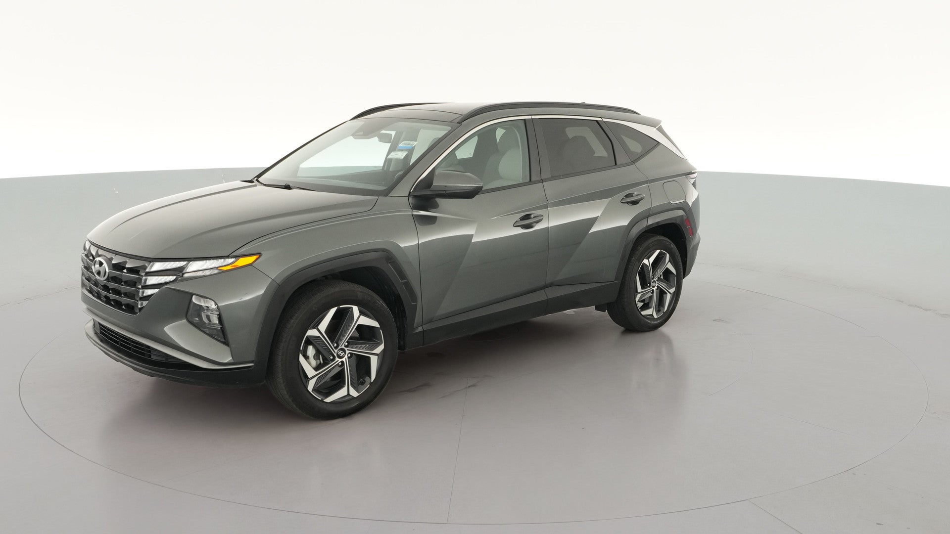 2024 Hyundai Tucson Hybrid vehicle photo