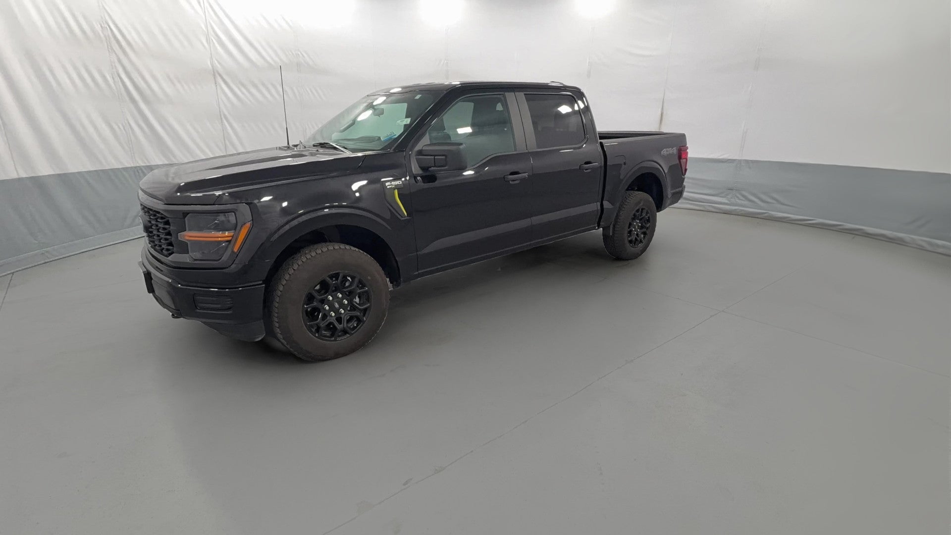 2025 Ford F150 SuperCrew Cab vehicle photo