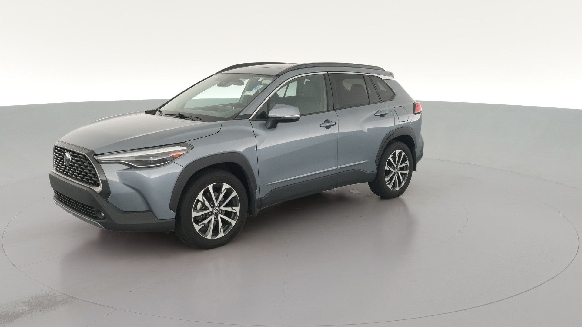2022 Toyota Corolla Cross vehicle photo