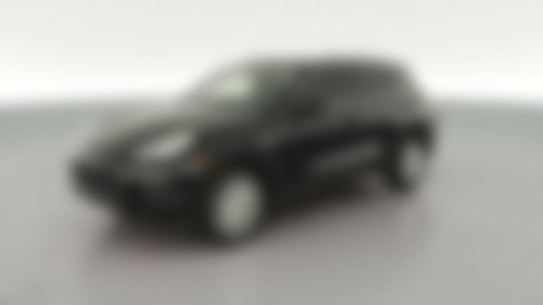 2014 Porsche Cayenne vehicle photo