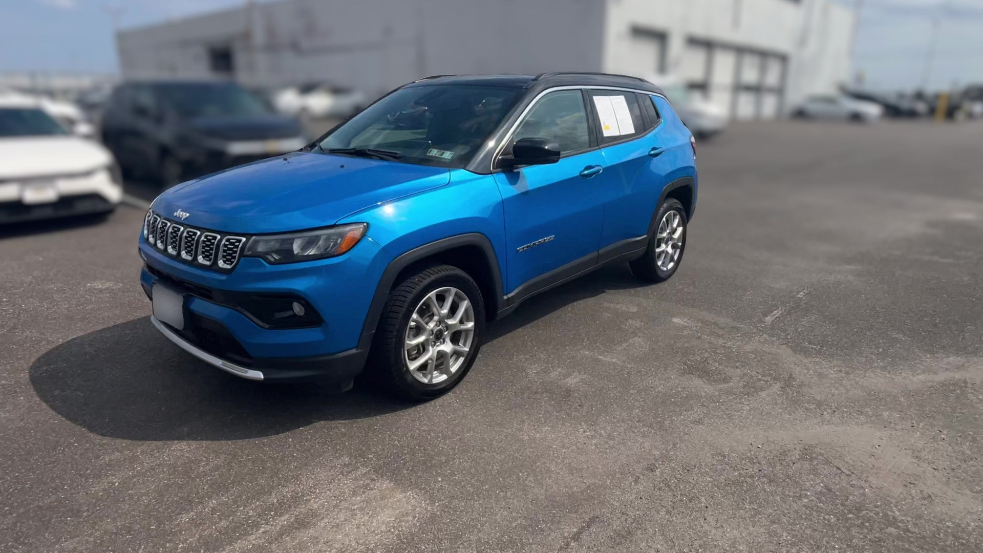 2025 Jeep Compass vehicle photo