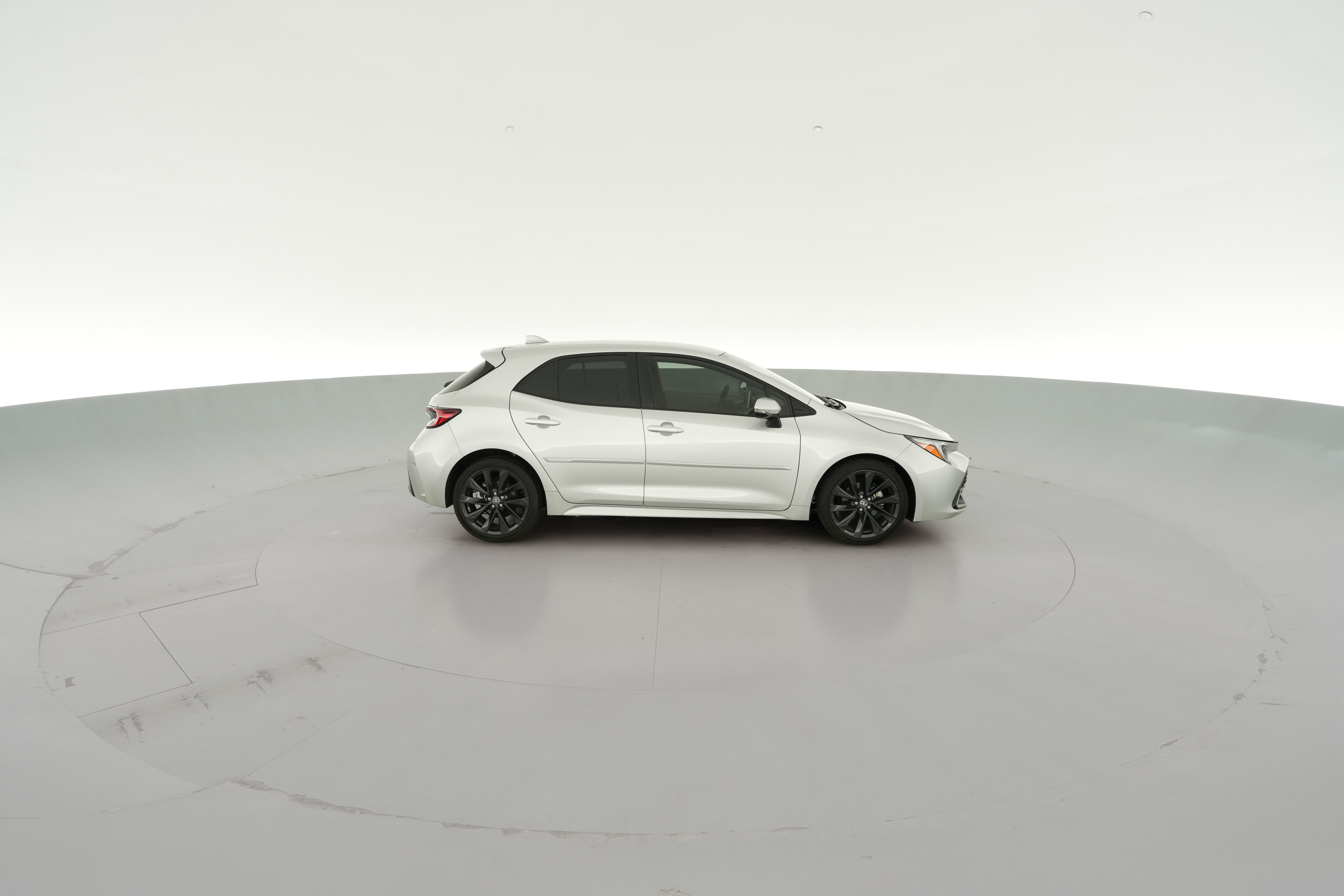 2023 Toyota Corolla Hatchback XSE - Photo 36