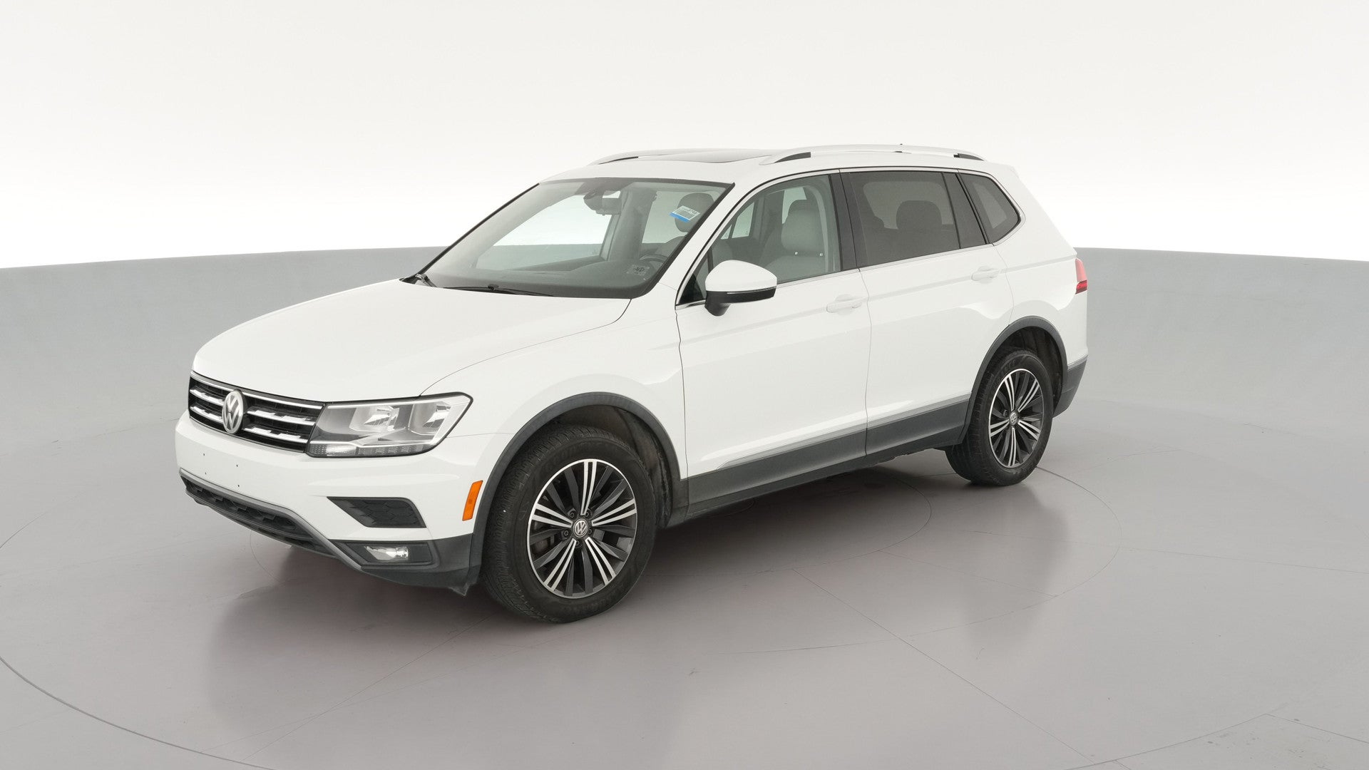2018 Volkswagen Tiguan vehicle photo