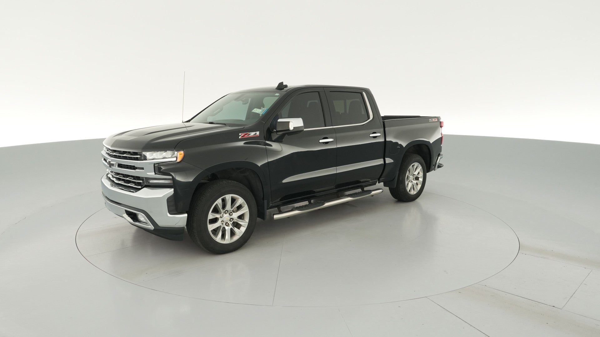 2020 Chevrolet Silverado 1500 Crew Cab vehicle photo