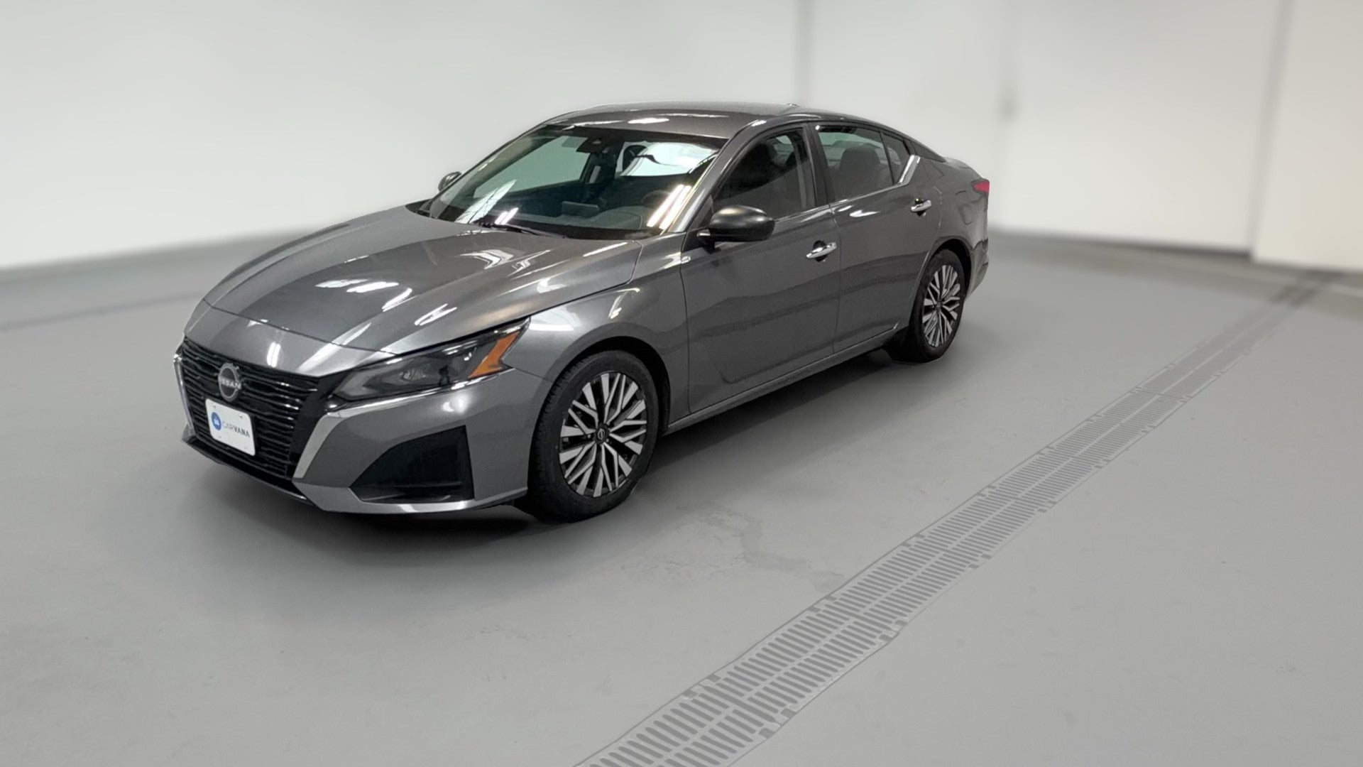 2025 Nissan Altima vehicle photo