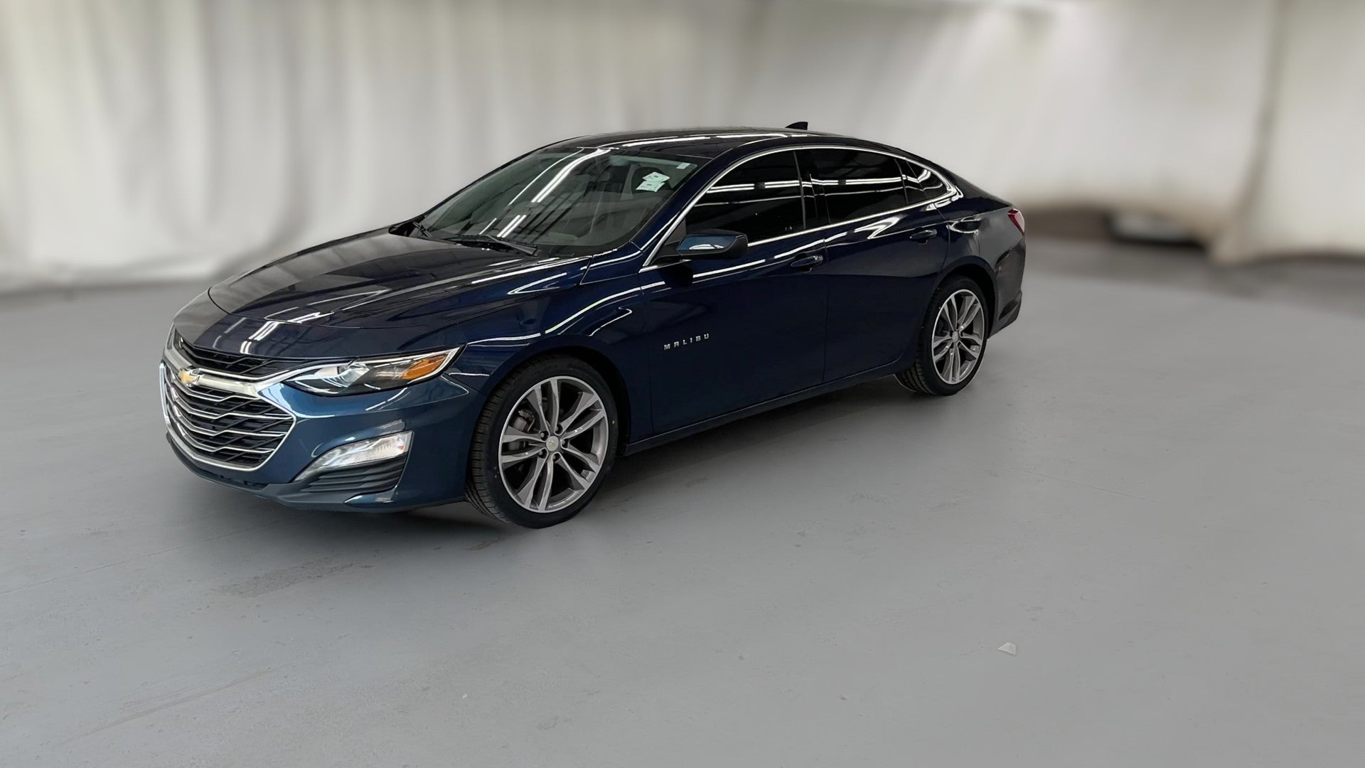 2022 Chevrolet Malibu vehicle photo
