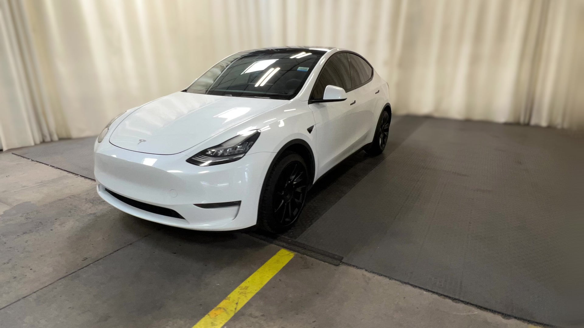 2020 Tesla Model Y vehicle photo