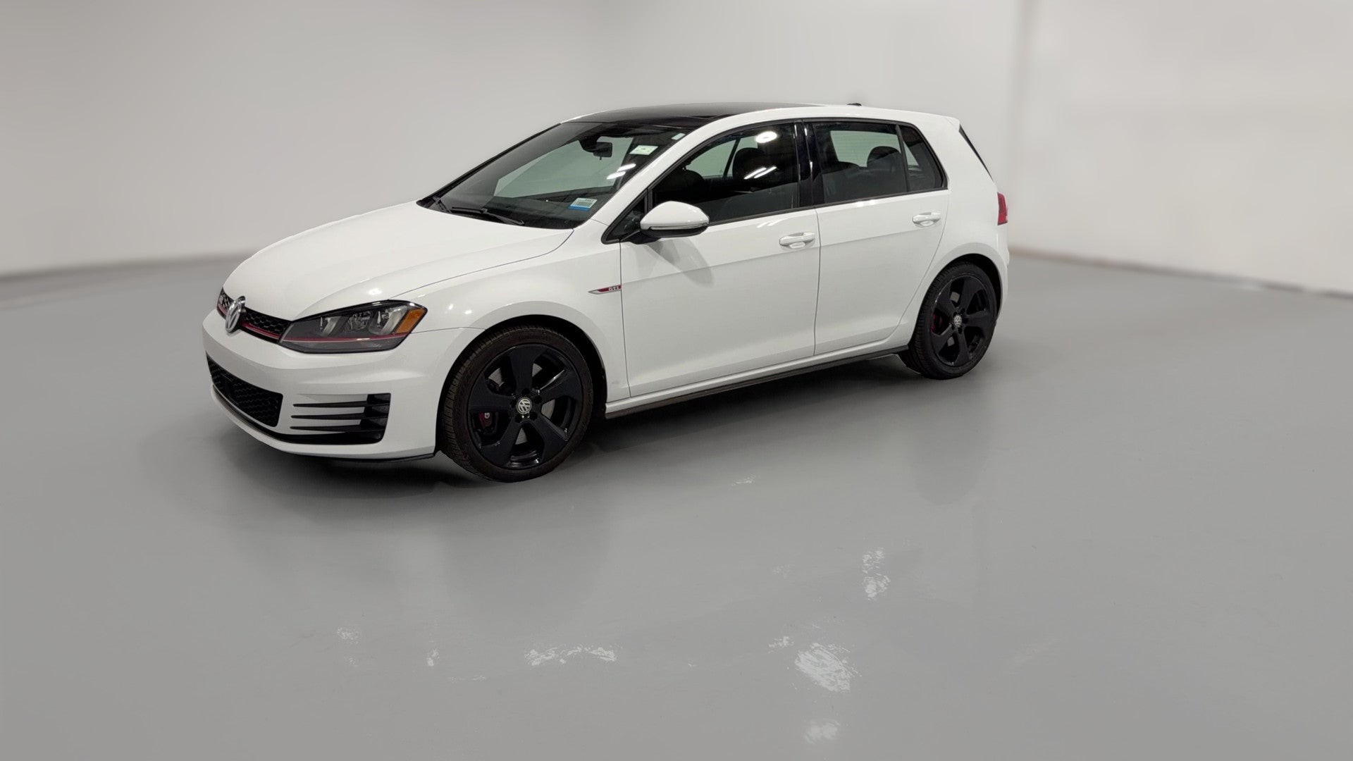 2017 Volkswagen Golf GTI vehicle photo