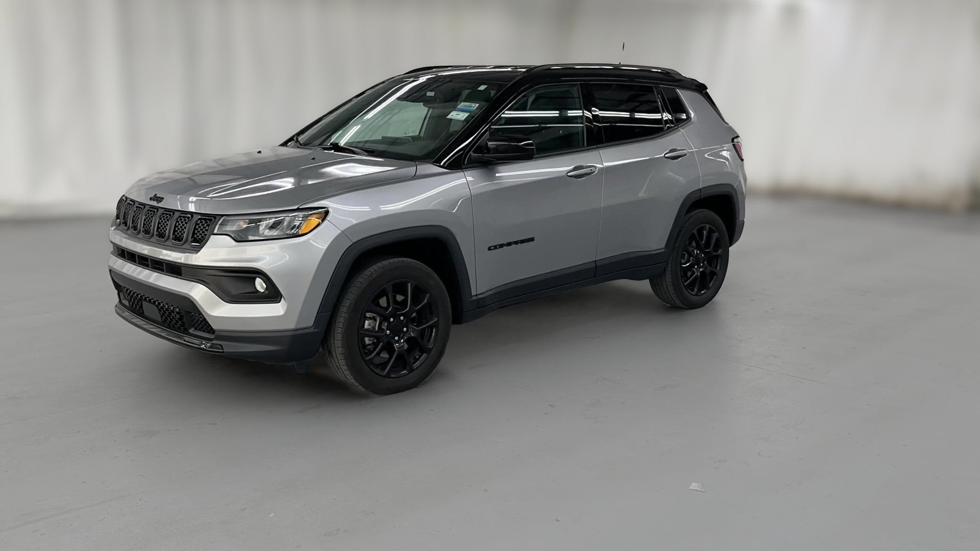 2023 Jeep Compass vehicle photo