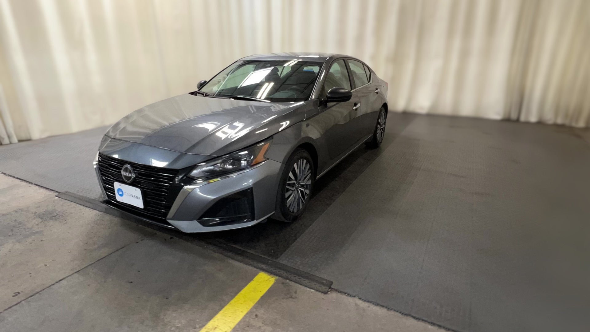2025 Nissan Altima vehicle photo