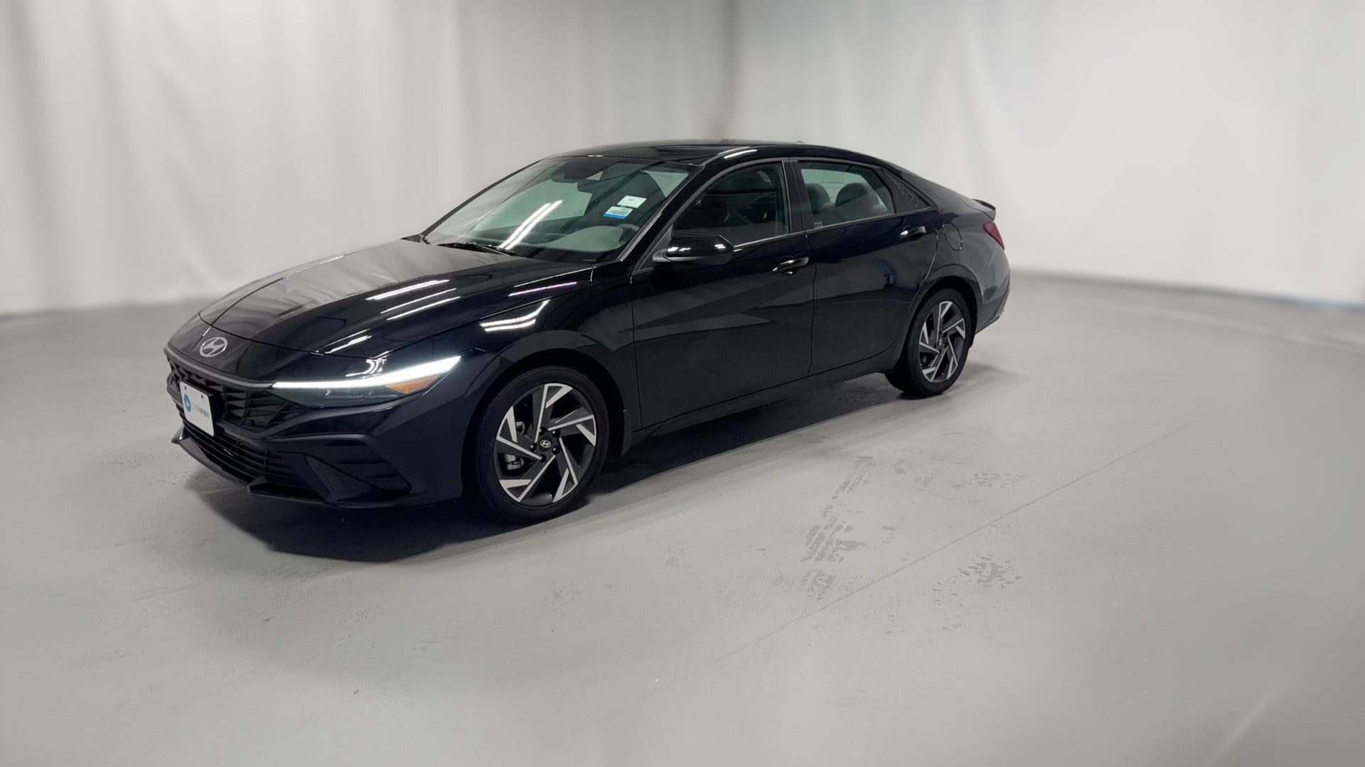 2025 Hyundai Elantra vehicle photo